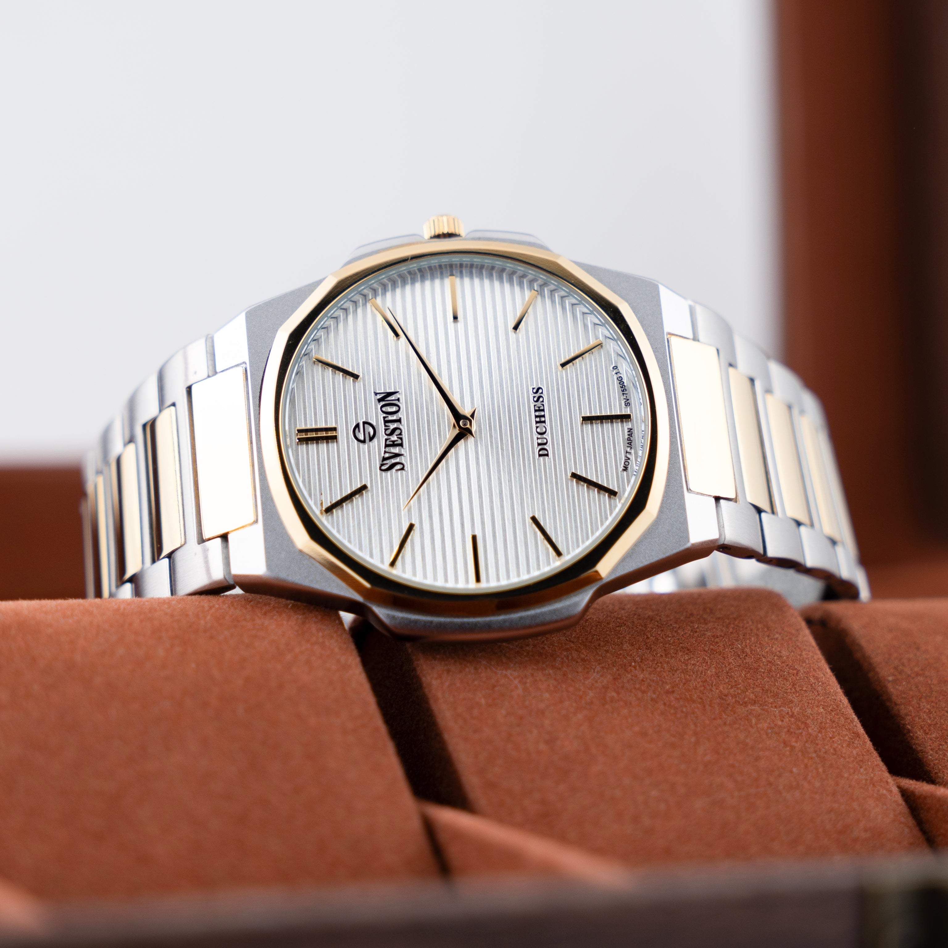 Duchess Silver Gold White