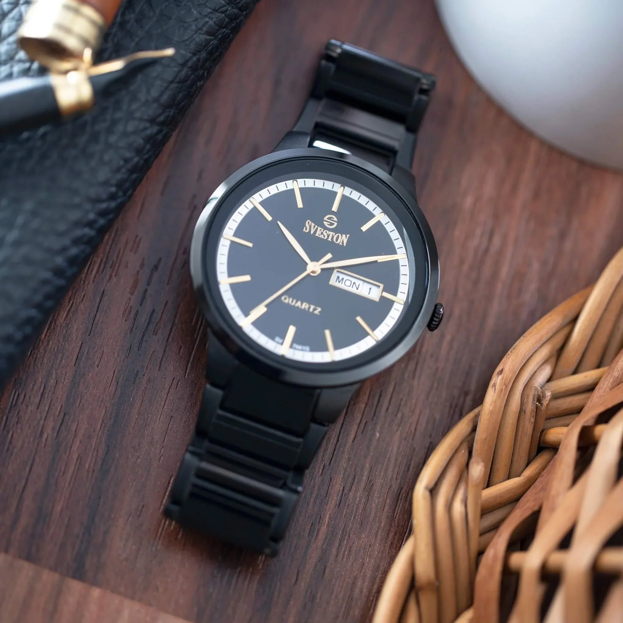 Aristos Black